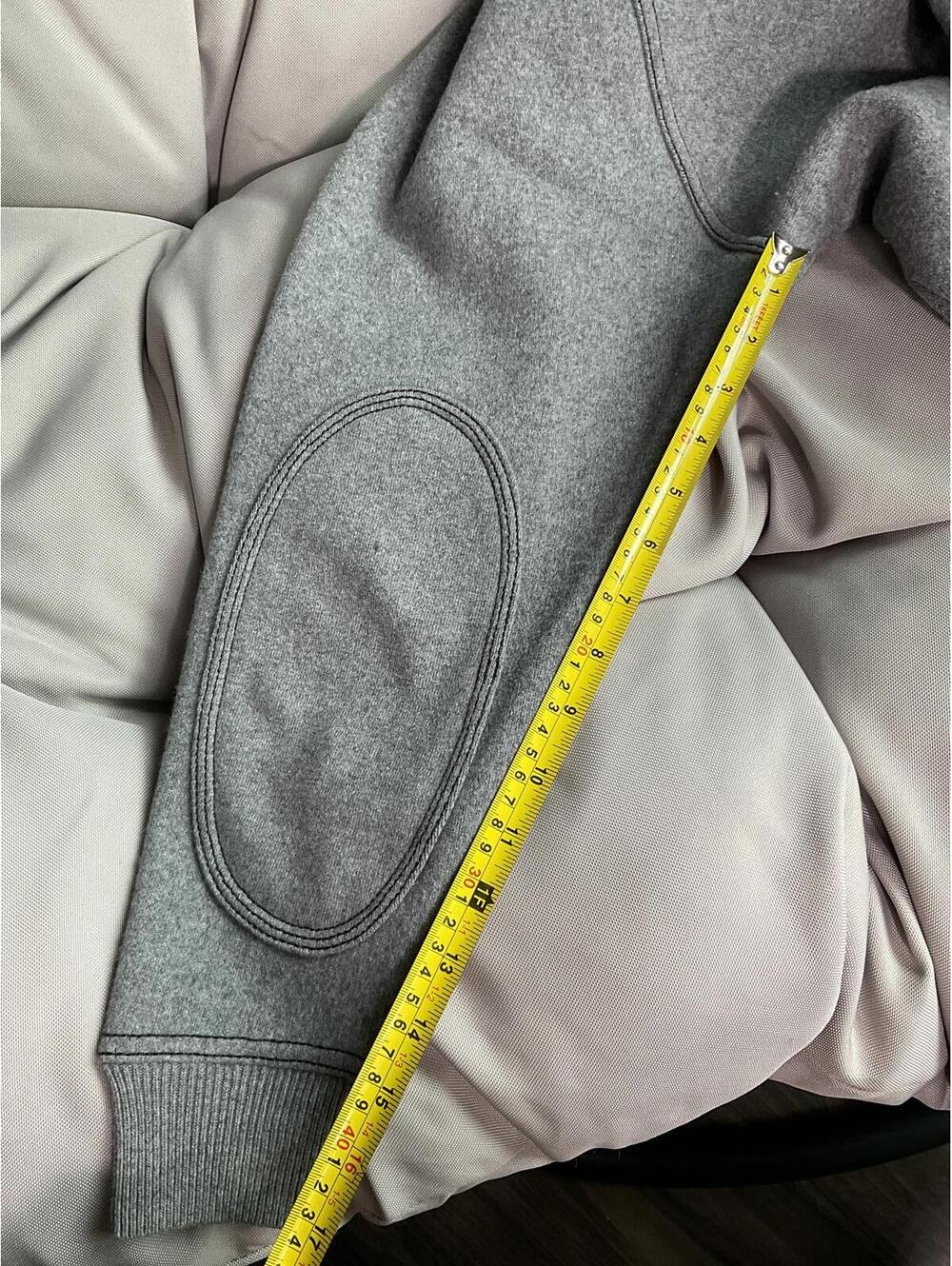 Authentic Burberry! Gray Crewneck Pullover Warm Sweater - Picture 4 of 8